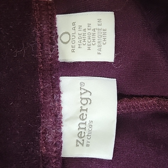 Chico's Zenergy Plum Velour Slim Pull-on Pants Size Small - Picture 5 of 7